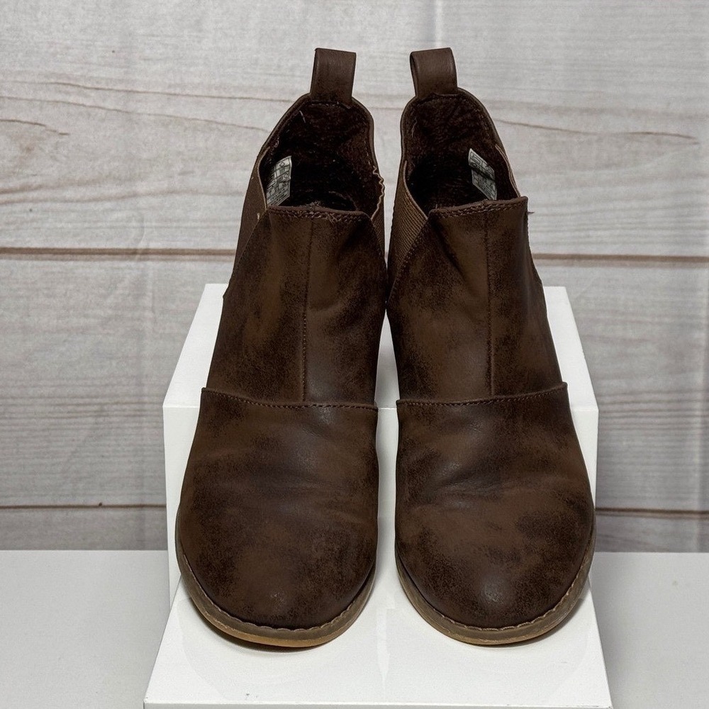 Rocket Dog Brown Chelsea Ankle Boots Western Distressed Faux Leather Womens 7